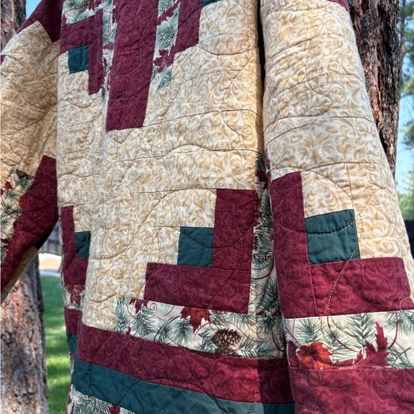 Upcycled Vintage Style Quilted Jacket with Hood - Picture 5 of 16